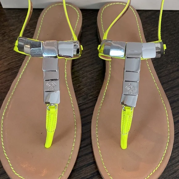 BCBG Neon yellow size 8 worn one time - Picture 2 of 4